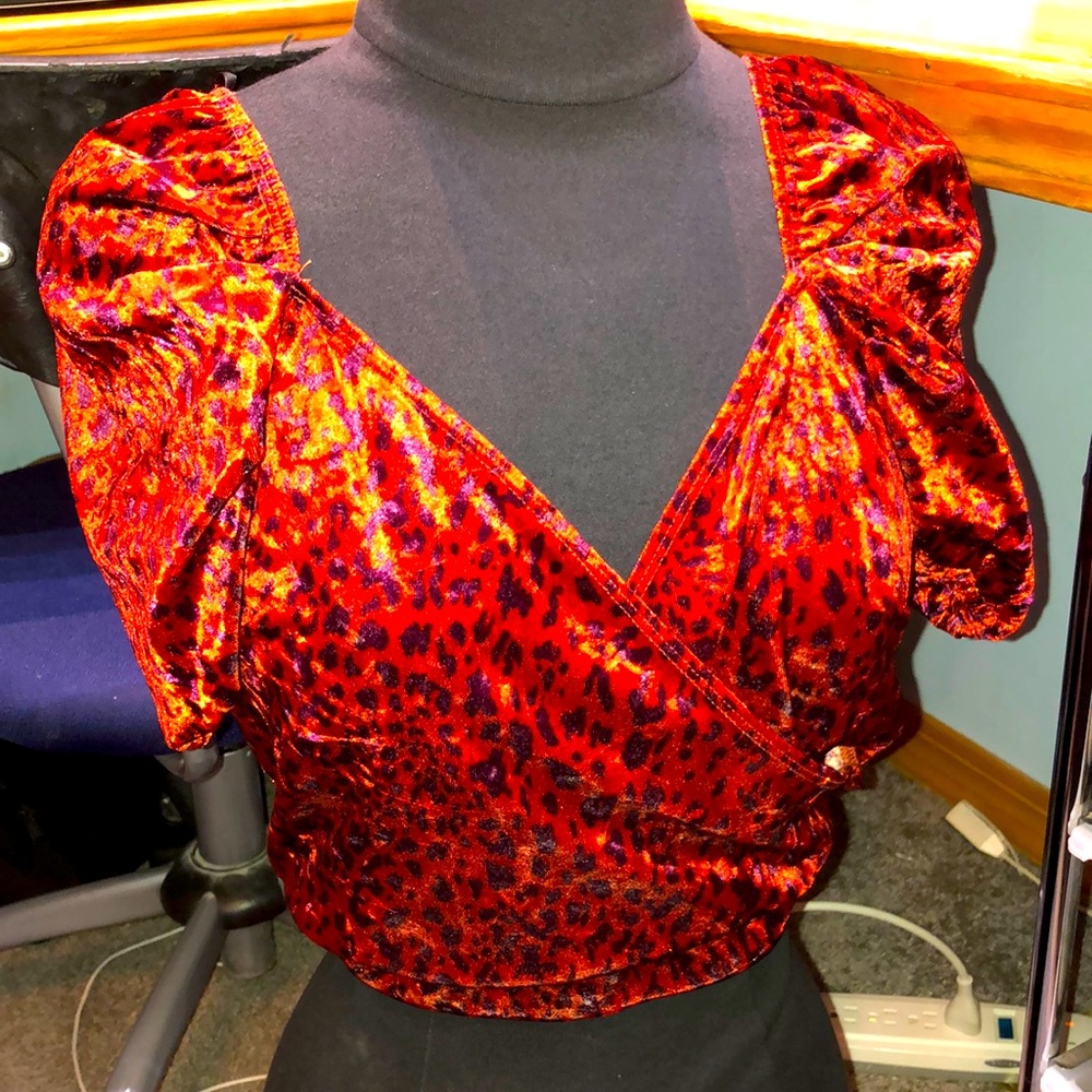 Cute crop top